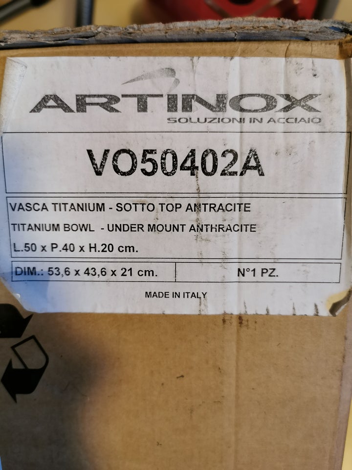 Artinox Titanium 50, Underlimet