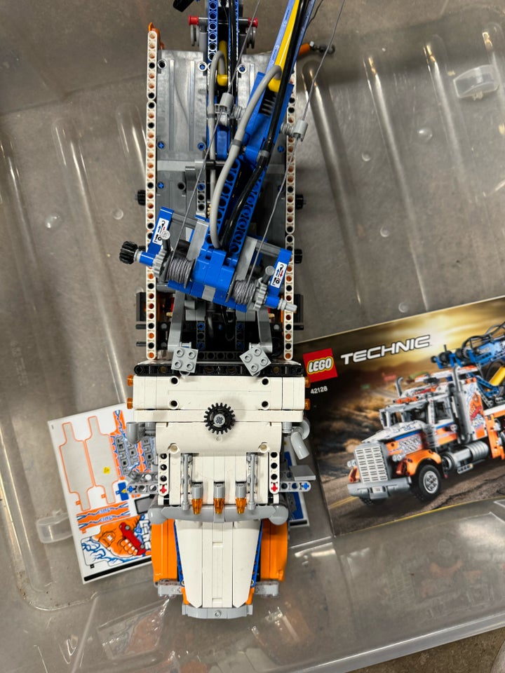 Lego Technic, 42128