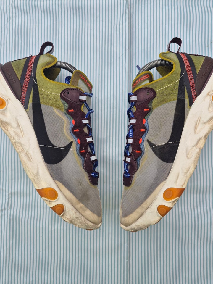 Sneakers, Nike React Element 87