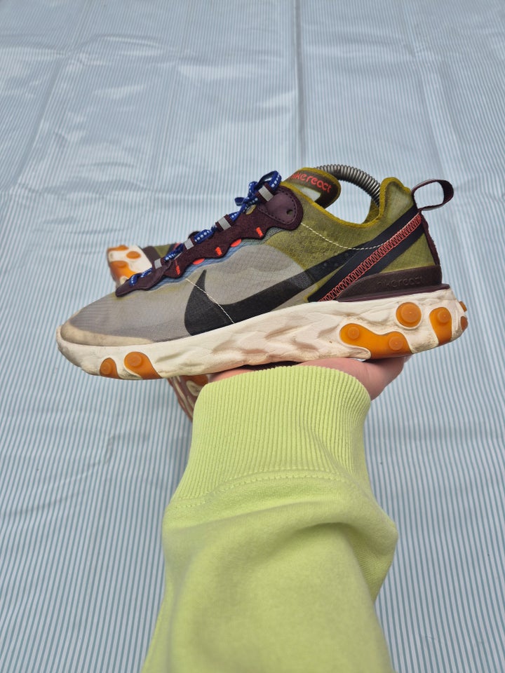 Sneakers, Nike React Element 87