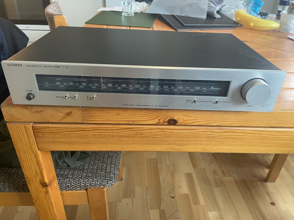 Andet, Luxman, T122