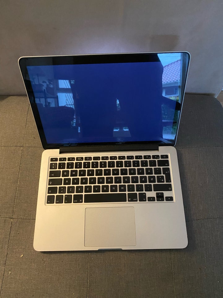 MacBook Pro A1502 24 GHz