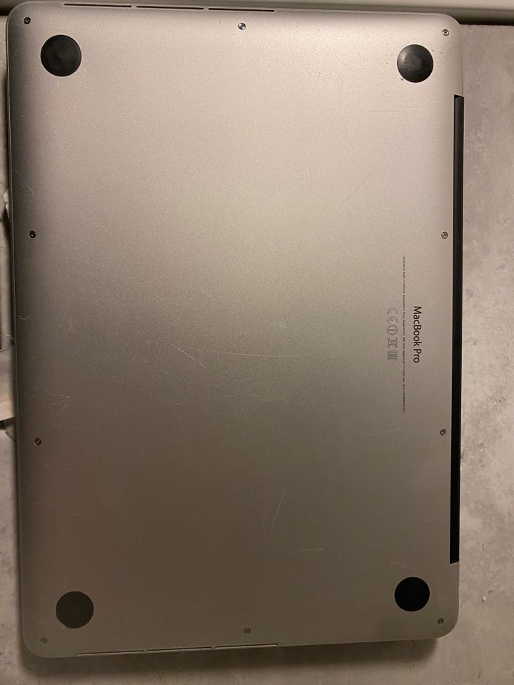 MacBook Pro A1502 24 GHz