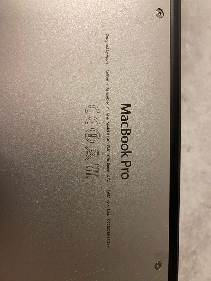 MacBook Pro A1502 24 GHz