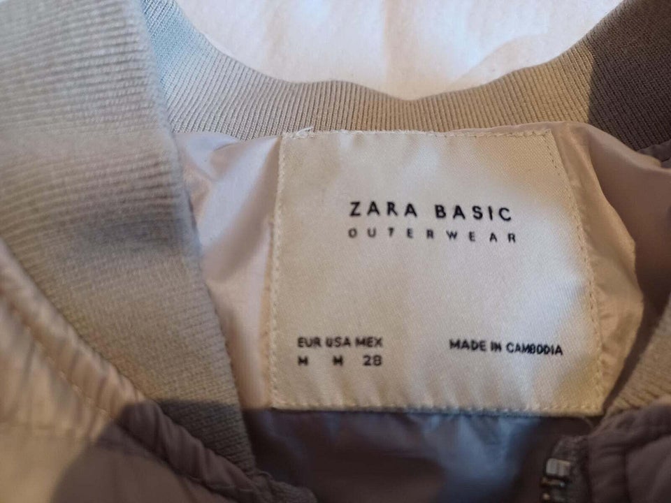 Frakke, str. 40, Zara Basic