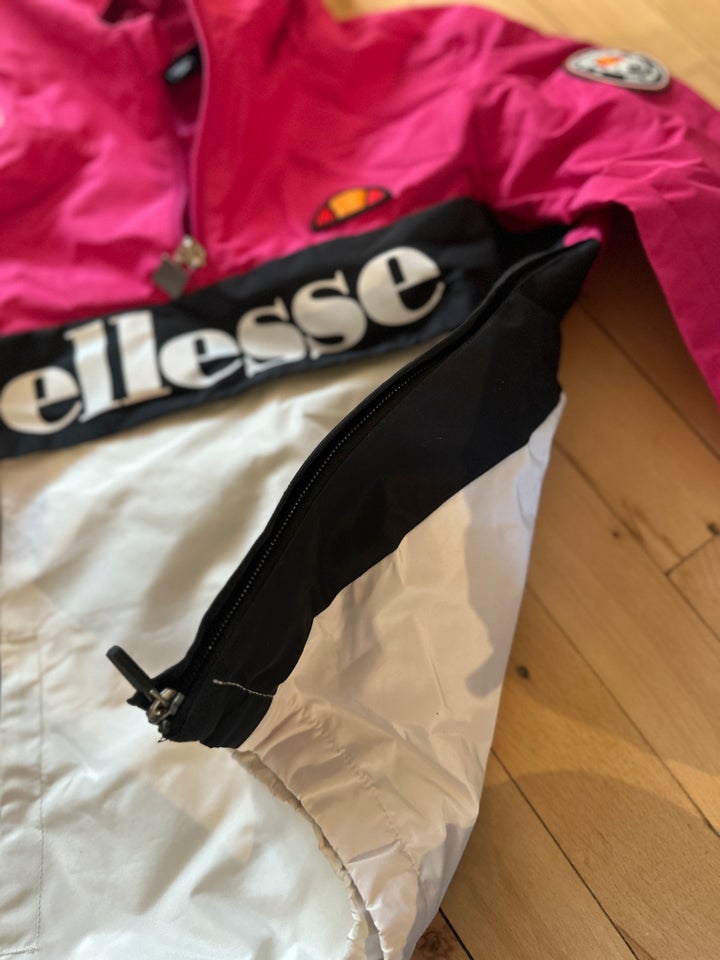 Anorak, Anorak, Ellesse