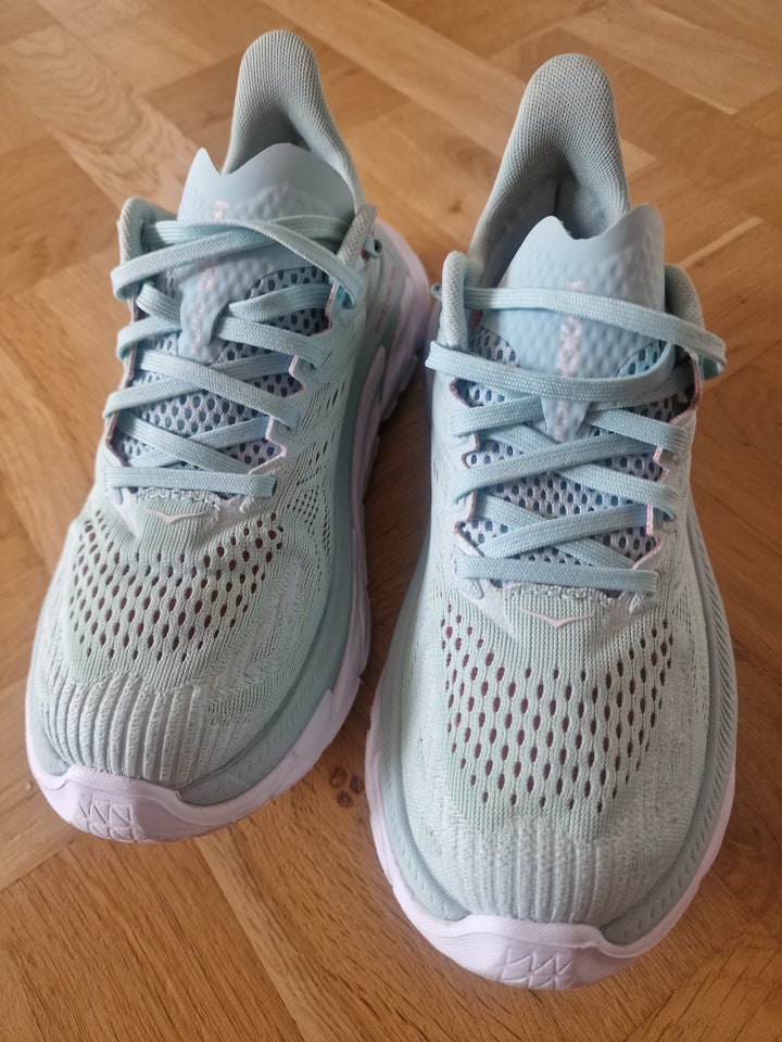 Løbesko HOKA Clifton Edge