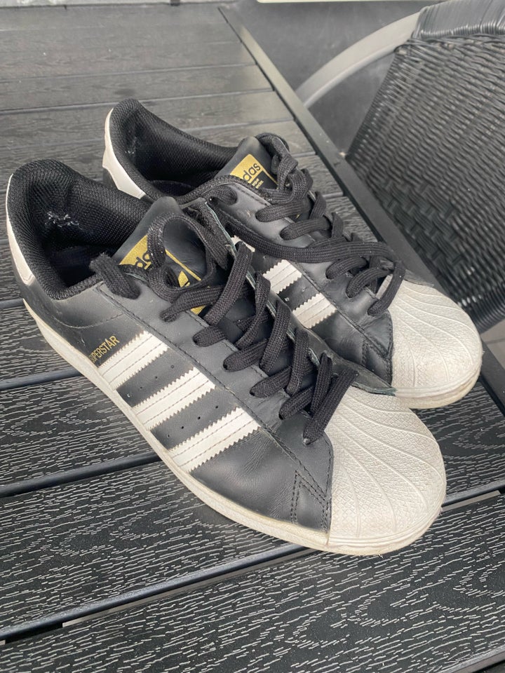 Kondisko str 42 Adidas