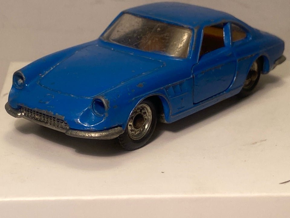 Modelbil, Politoys Ferrari 330 GTC