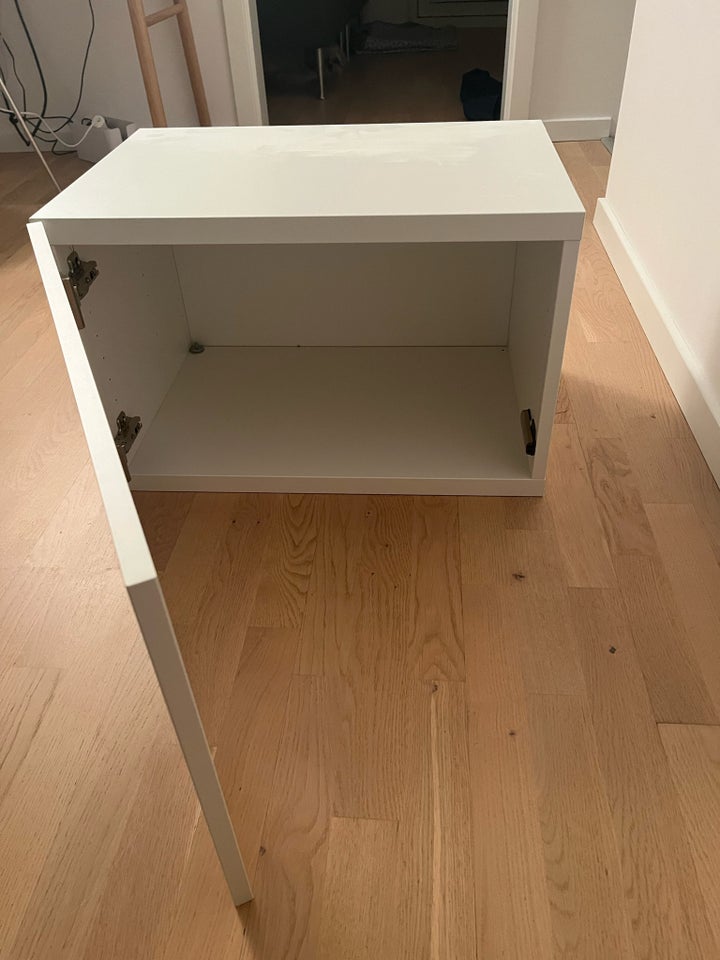 Hængeskab, Ikea Bestå, b: 60 d: 42 h: