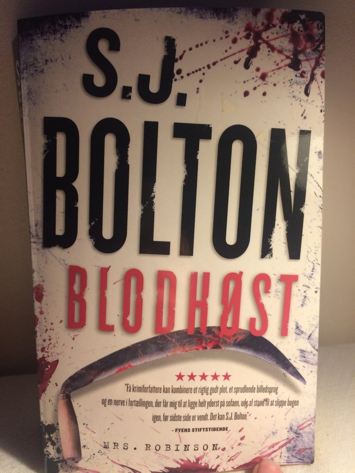 Blodhøst, S.J. Bolton, genre: