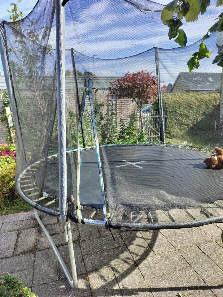 Trampolin