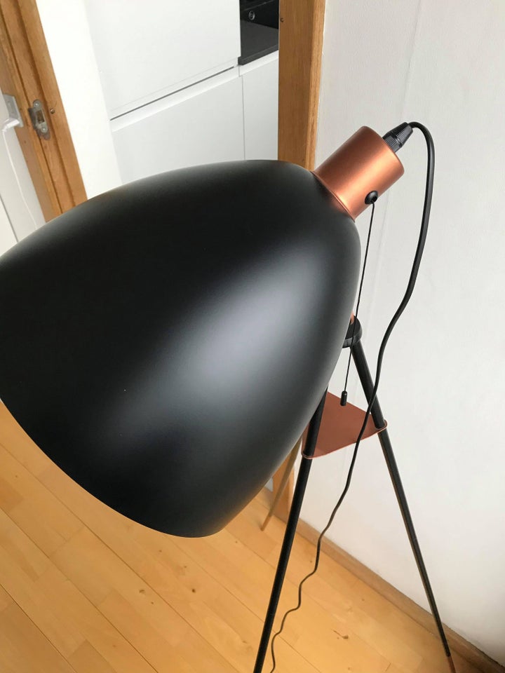 Gulvlampe Eglo