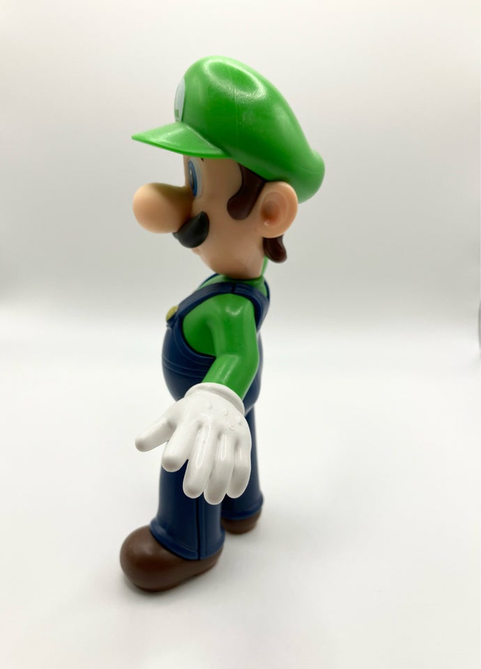 Samlefigurer, Luigi Easter