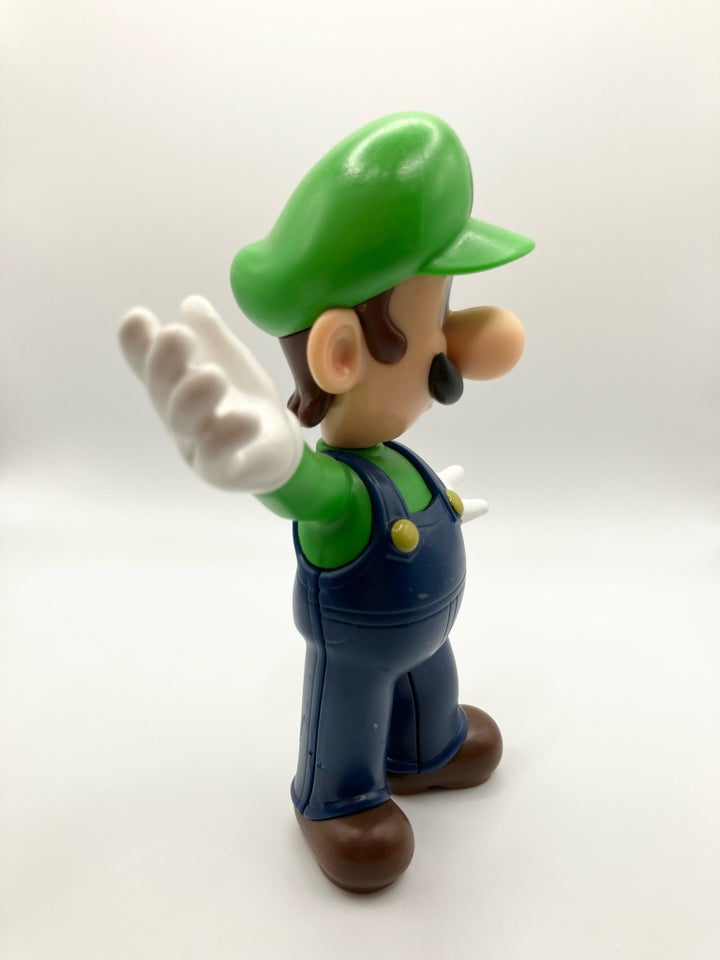 Samlefigurer, Luigi Easter