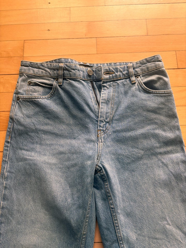 Jeans, Nonsens, str. 30