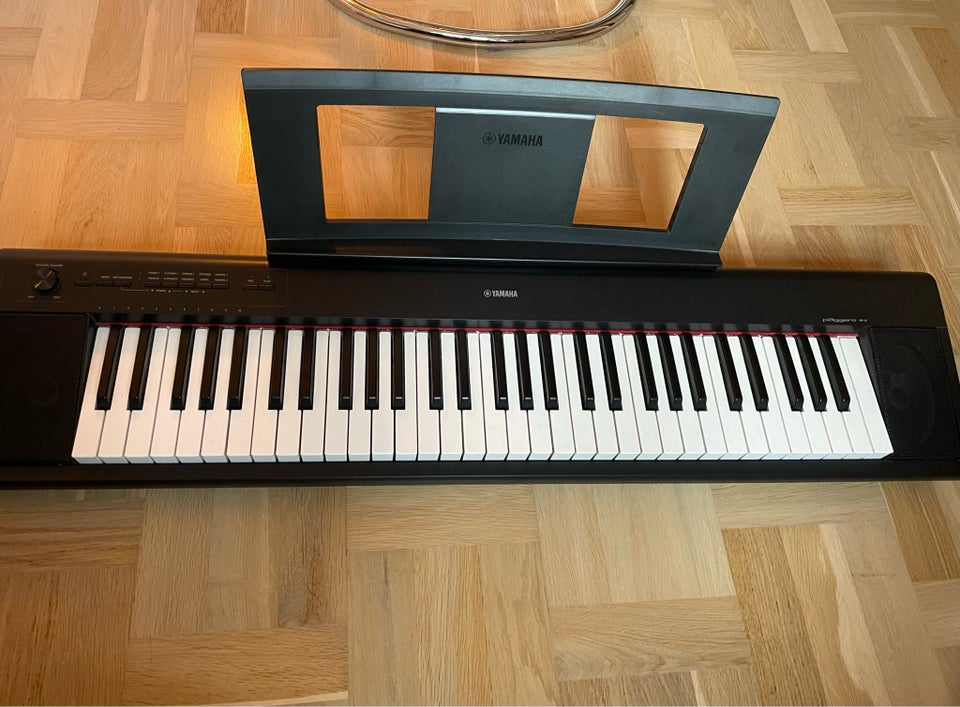 Elklaver, Yamaha Piaggero NP-12