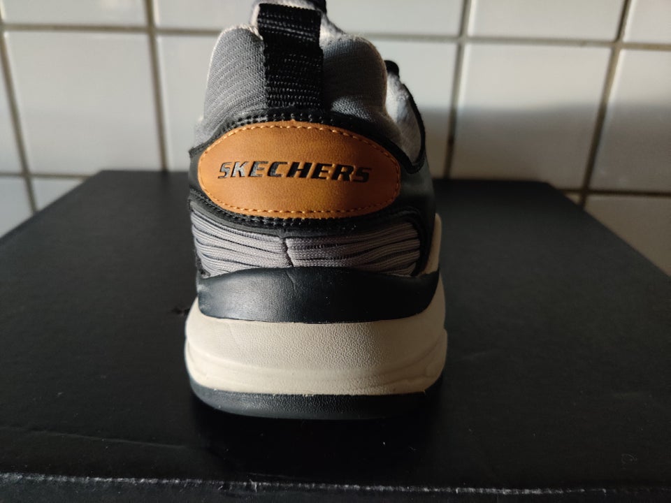 Sneakers, SKECHERS, str. 44