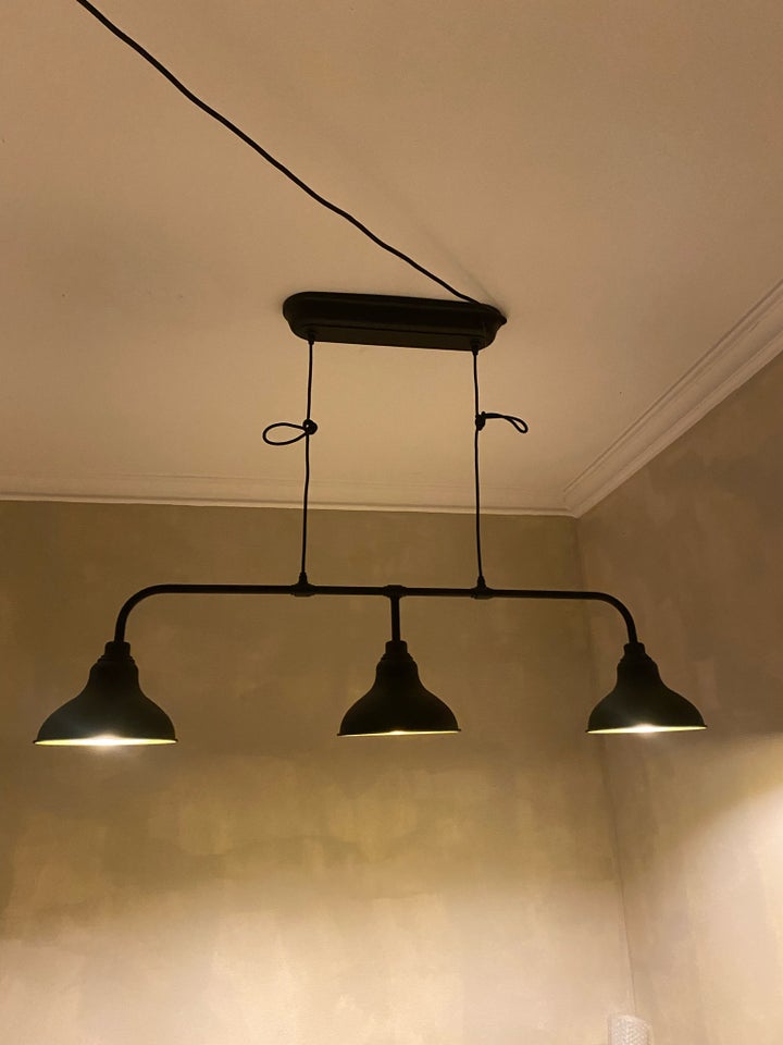 Anden loftslampe, IKEA AGUNNARYD