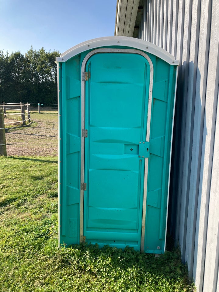 Toilet, Poly Portables