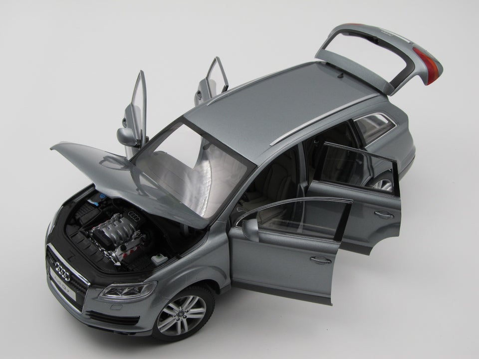 Modelbil, KYOSHO - Audi Q7 4,2 FSI