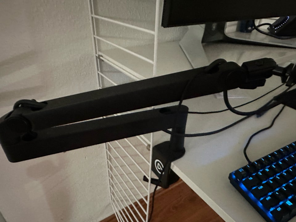 Andet, Elgato Wave Mic Arm LP