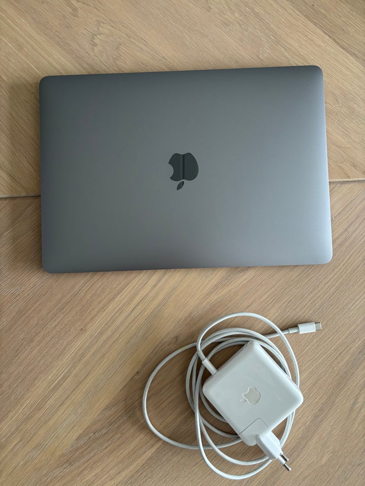 MacBook Pro, MacBook Pro, 13’ 2016