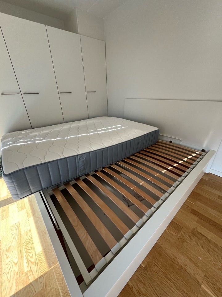 Madras, Malm Ikea, b: 160 l: 210 h: 35