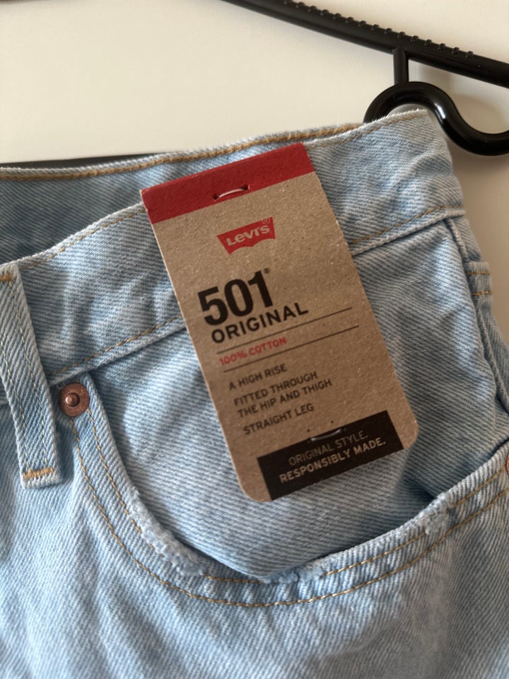 Jeans Levis str 27