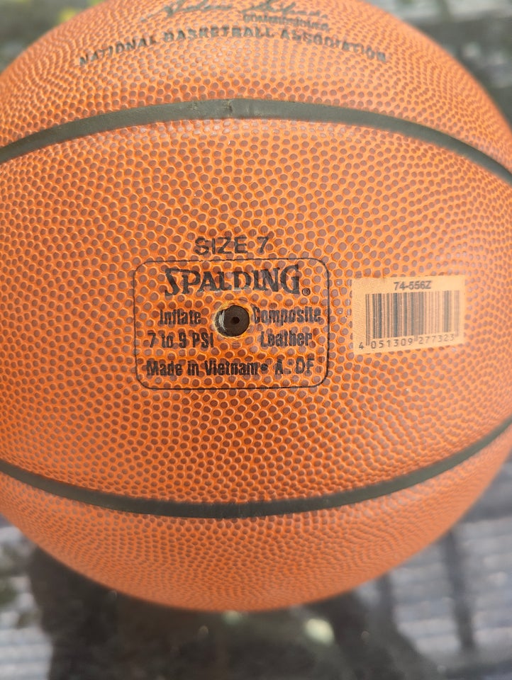 Basketball, Spalding