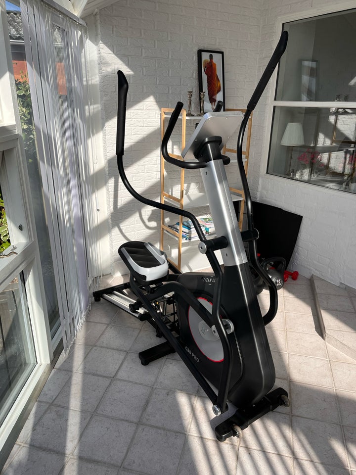 Crosstrainer, Titan Life C80 Pro,