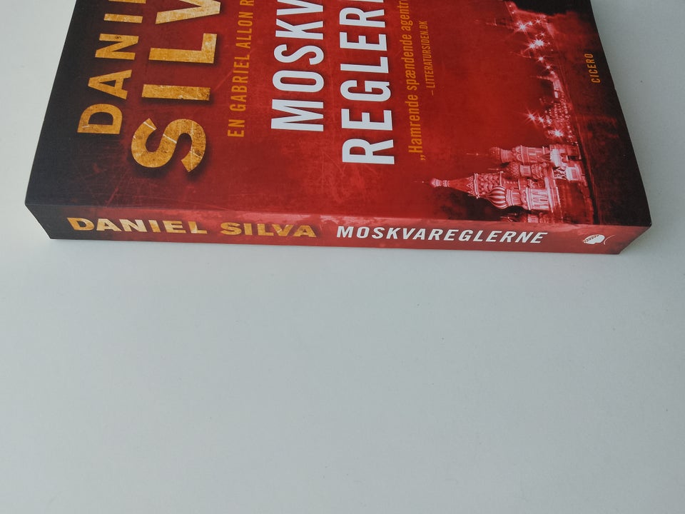 Moskvareglerne, Daniel Silva,