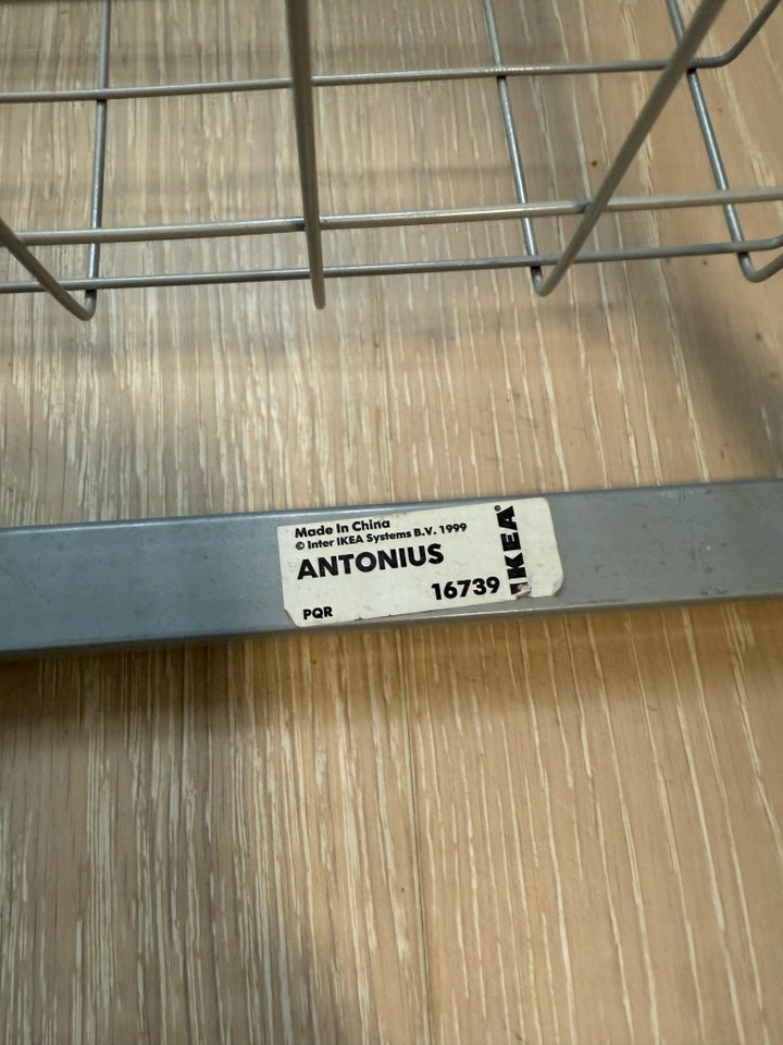 Antonius, Ikea