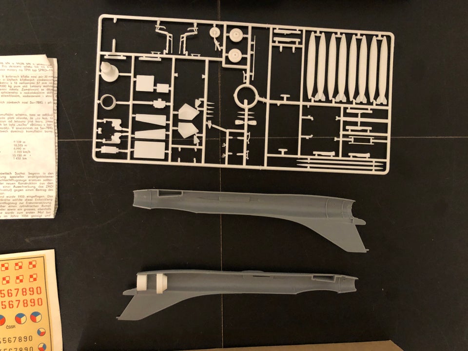 Byggesæt, KP Suchoj Su-7 BKL, skala