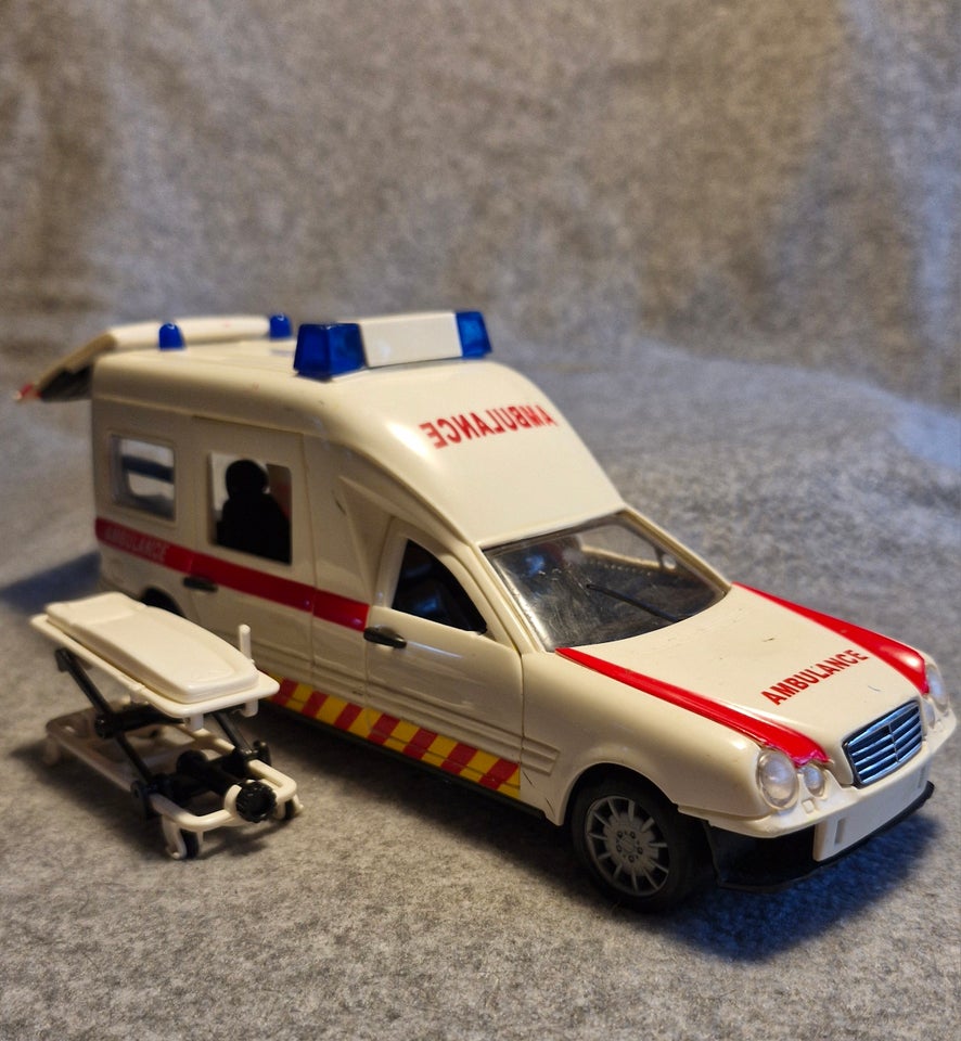 Ambulance med båre