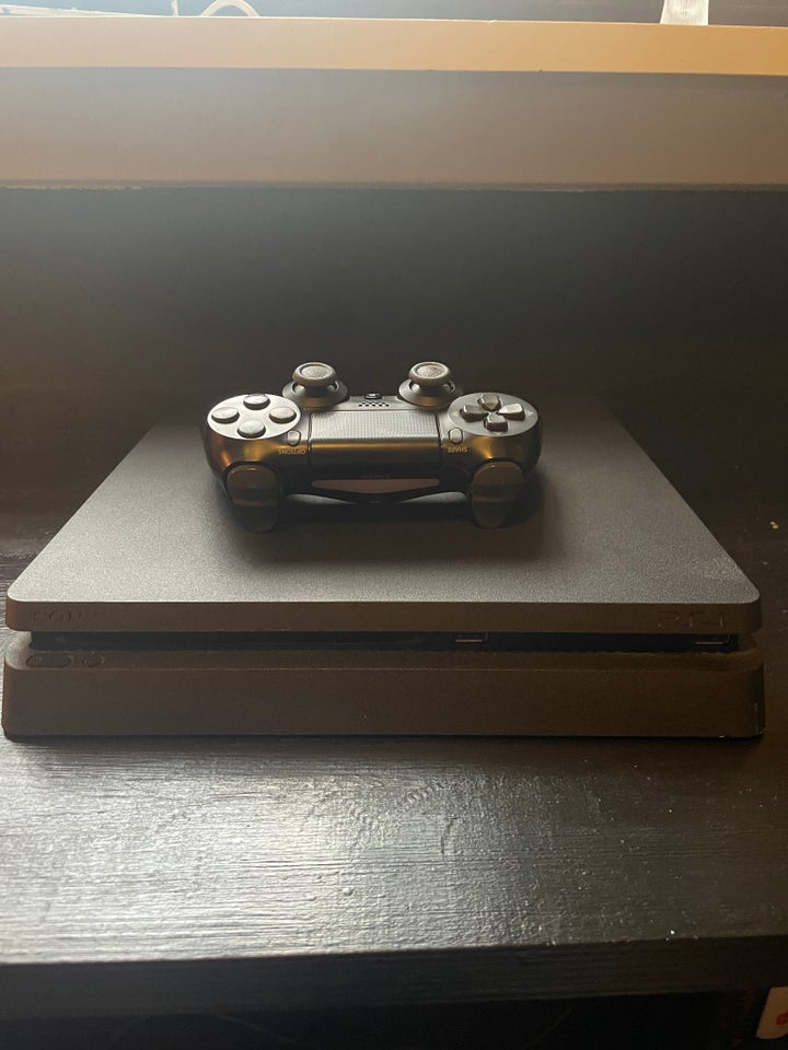 Playstation 4, Slim, 1TB