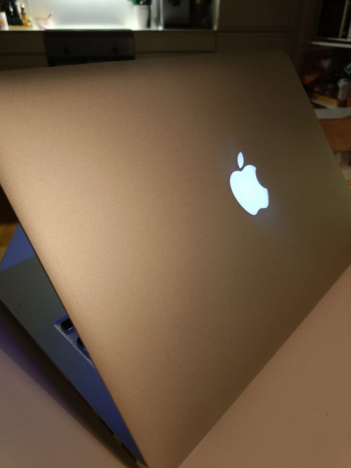 MacBook Pro 27 GHz 8 GB ram