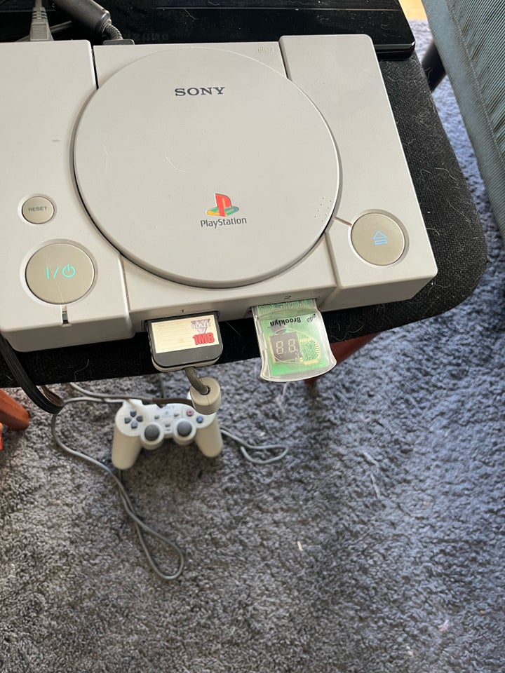 Playstation 1, God