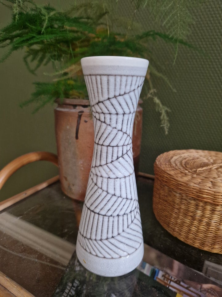 Vase Retro