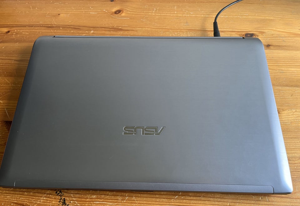 Asus N53SV, 2.2 GHz, 10 GB ram