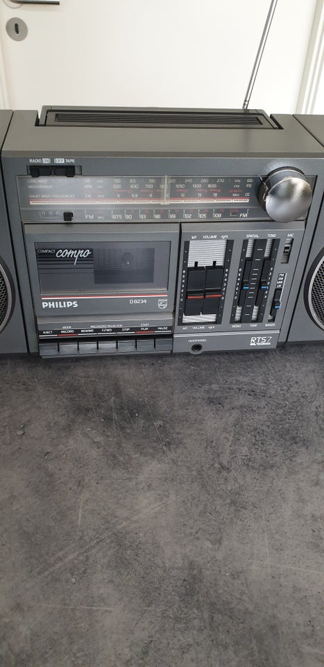 Ghettoblaster , Philips, God