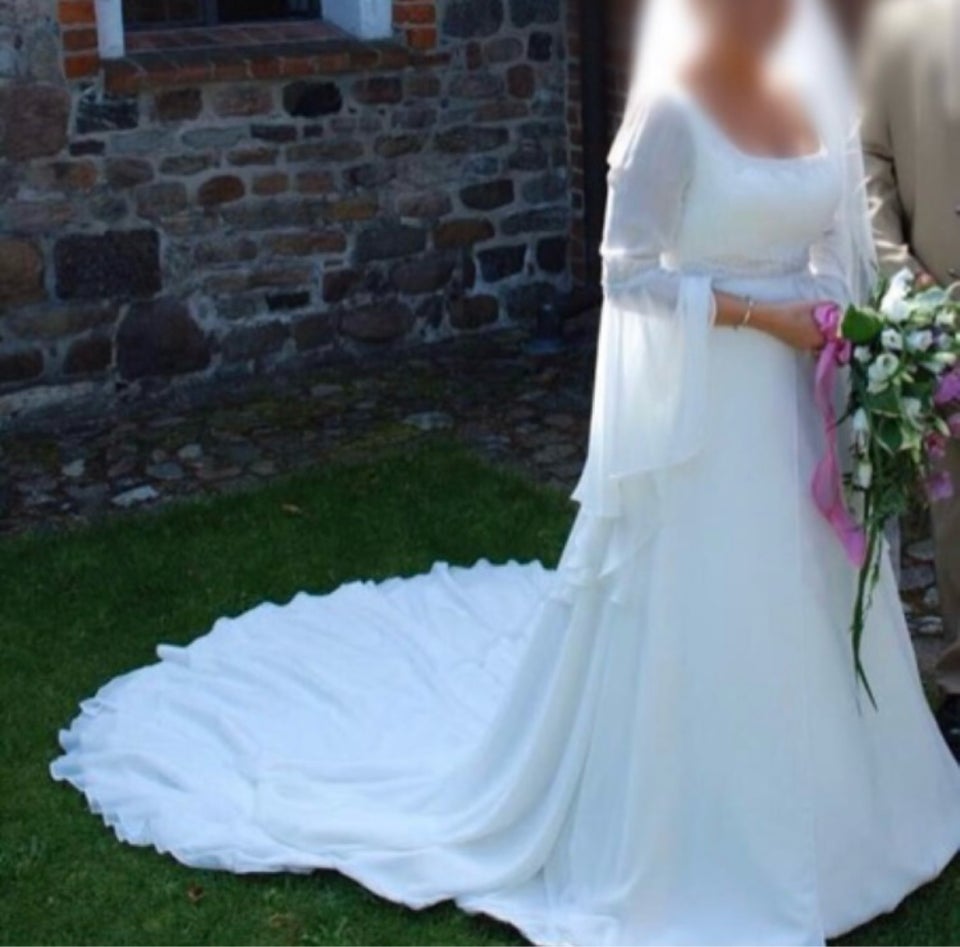 Brudekjole La Sposa str 38