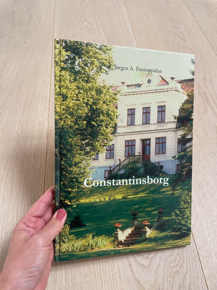 Constantinsborg, Jørgen A.