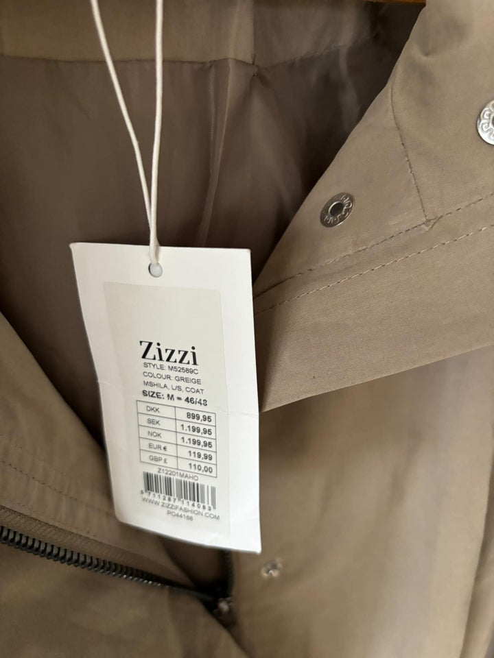 Trenchcoat, str. 50, Zizzi