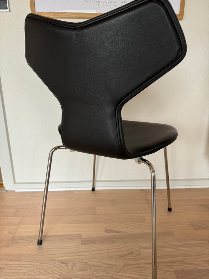 Arne Jacobsen 3130 Grand prix