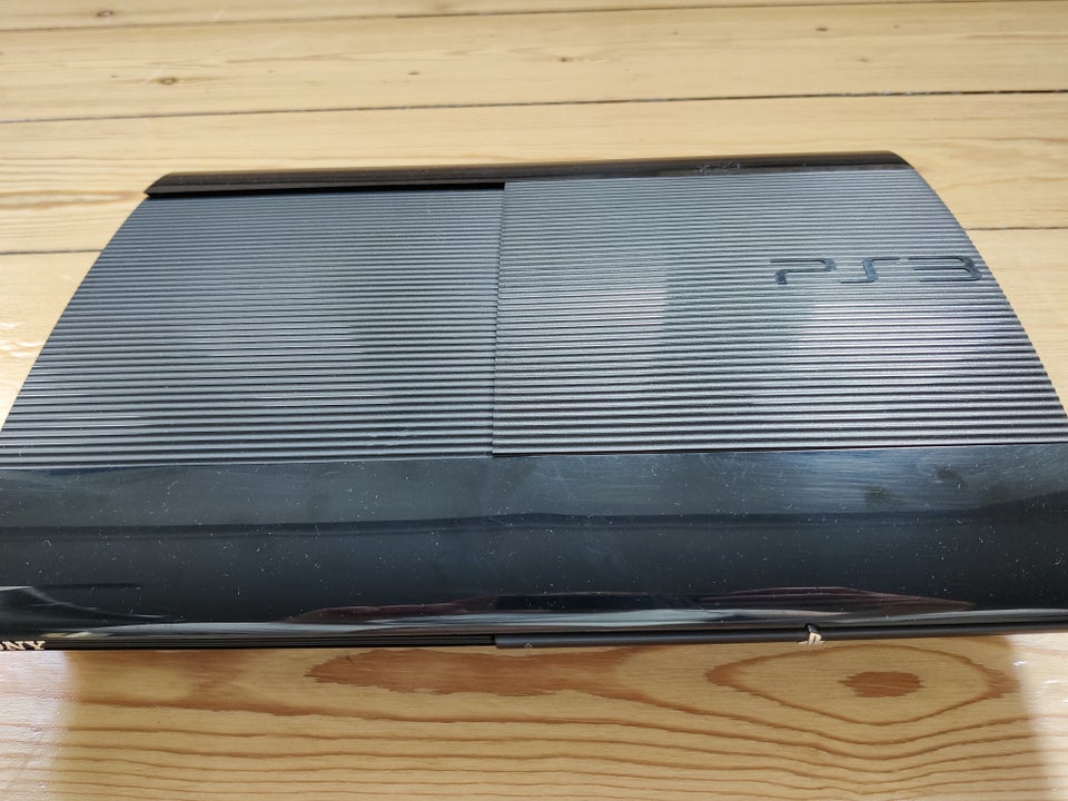 Playstation 3 CECH-4004C