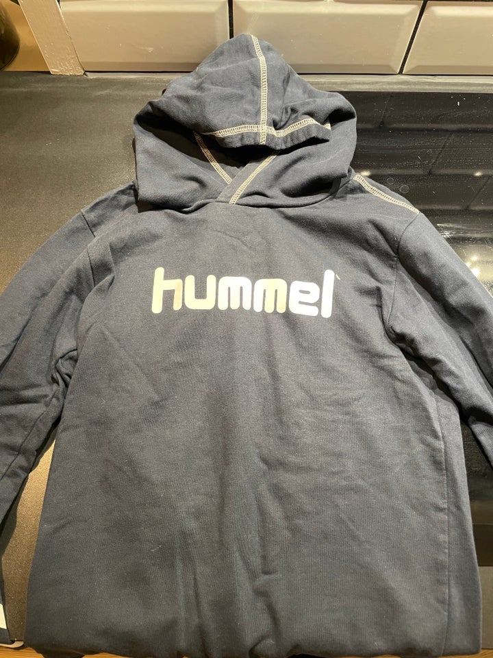 Hættetrøje, Trøje, Hummel