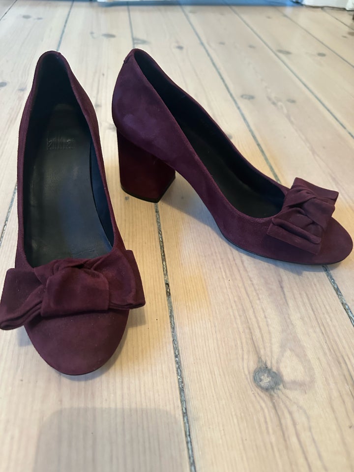 Pumps, str. 37, Billi Bi