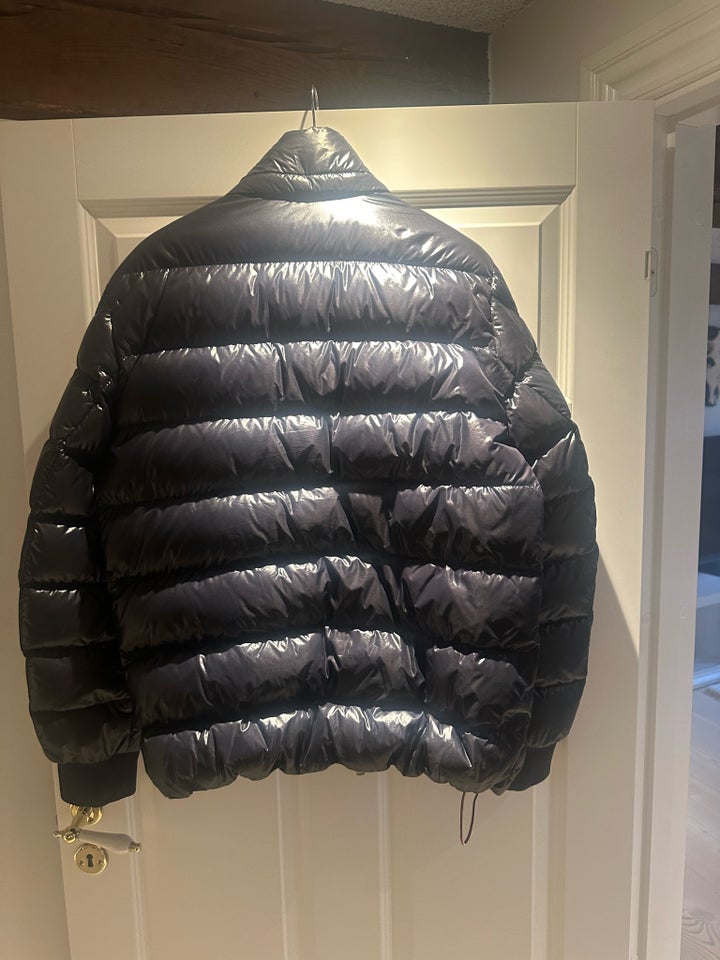 Dynejakke, str. L, Moncler