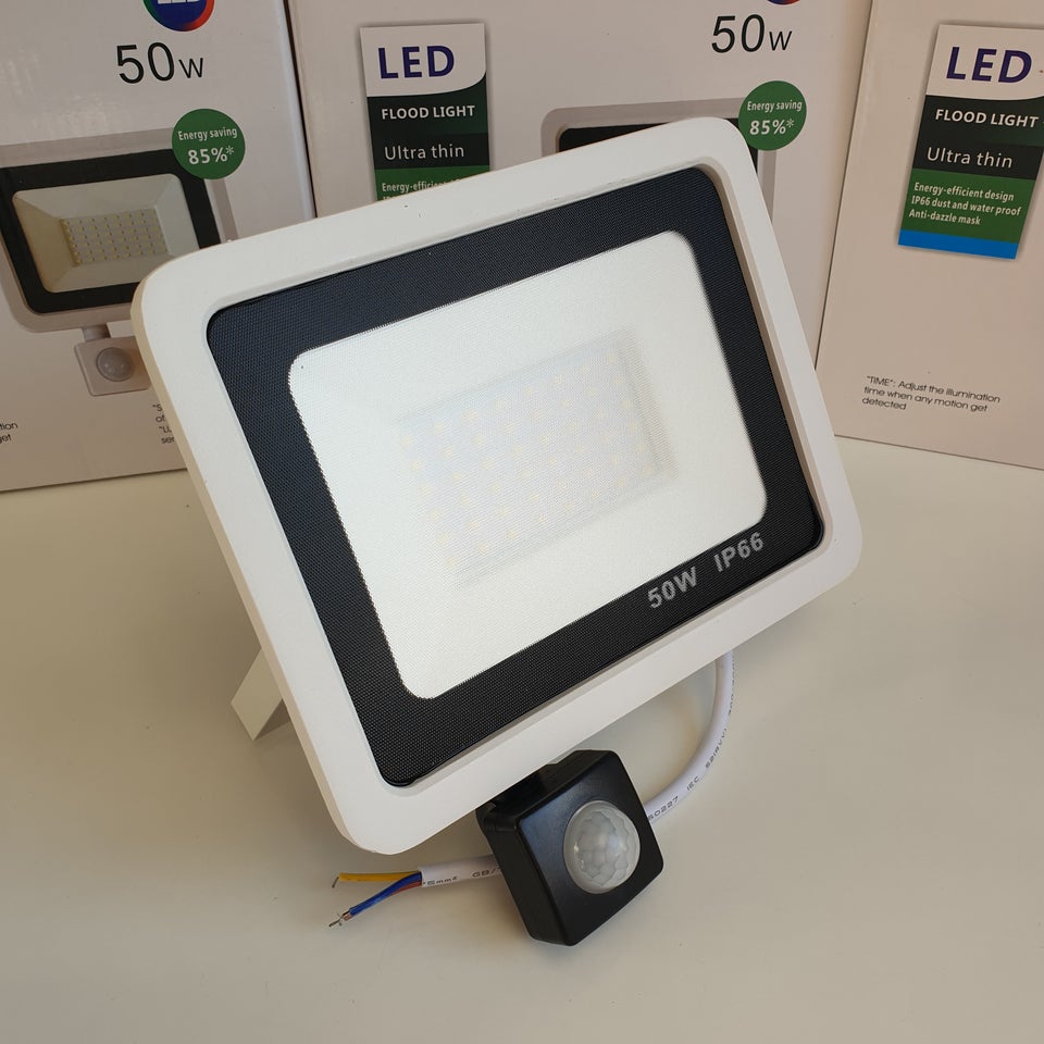 LED NY! 50W LED Projektør + Sensor